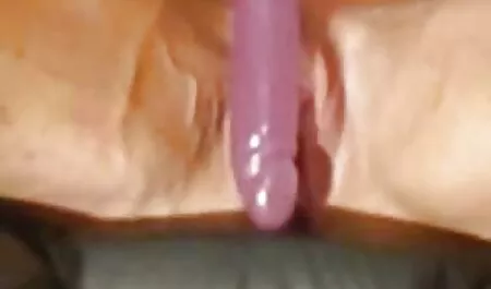 Fille asiatique à genoux video porno gratuit français donne la tête