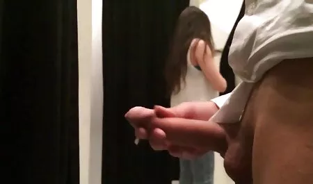 Deux copines vidéo pornoding se doigte fort - par ShaCo