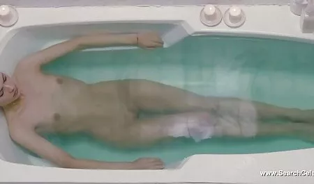La chaude britannique Keira Pharrel se fait video x adulte défoncer