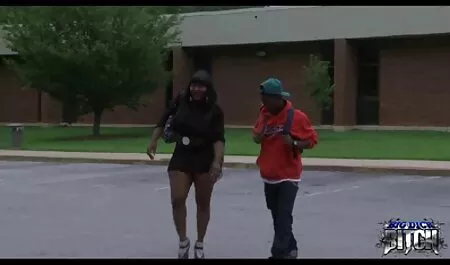 L'élever avec des graines vidéo x femme mature noires